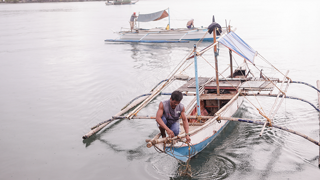 USAID Fish Right, Philippines fishers