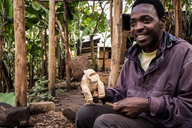 Gorilla crafts in Uganda_credit Jason Houston for USAID